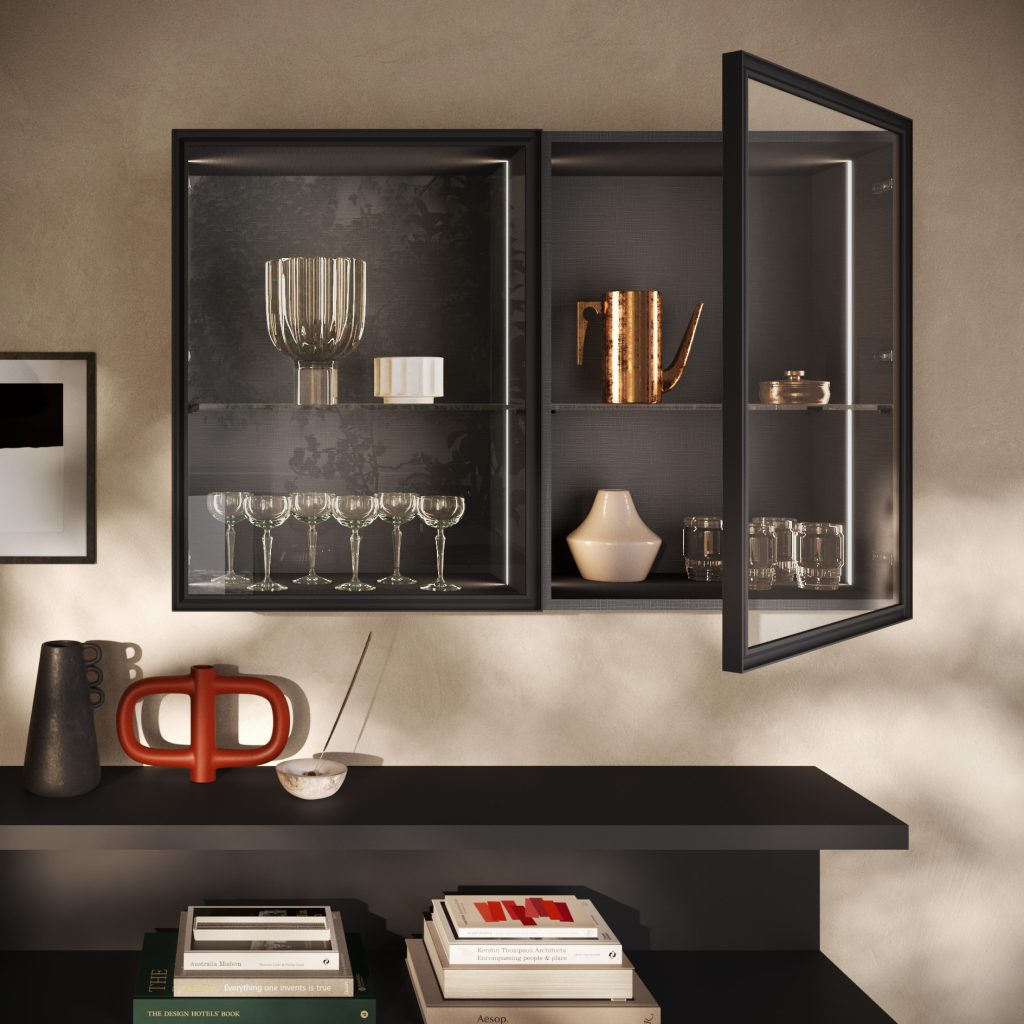 Cucina moderna economica Diamante di Ciao Cucine, dettaglio pensile vetrina nero aperto con calici, oggetti decor e mensola