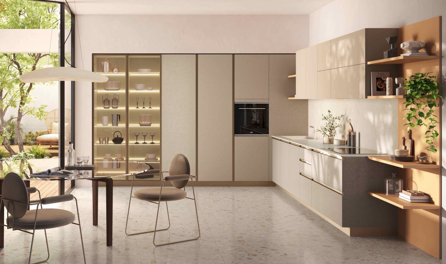 Veduta d'insieme della cucina lineare con vetrine e mensole della cucina Modern & Design Ginevra di Ciao Cucine, ante sabbia e profilo champagne