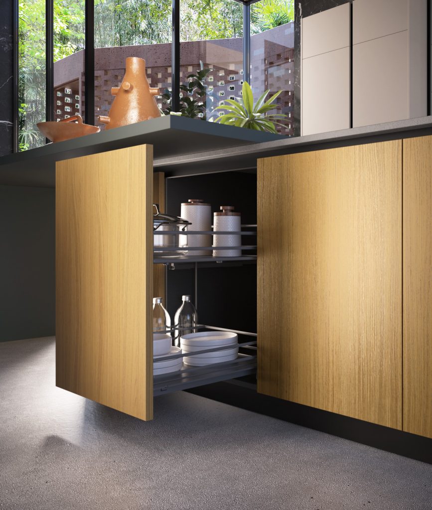 Base in rovere con cestello estraibile e stoviglie, dettaglio funzionale della cucina Modern & Design Marilyn di Ciao Cucine